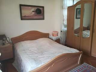 Гостевой дом Гостевой дом КОЛХИДА Гагра Трехместный номер-4