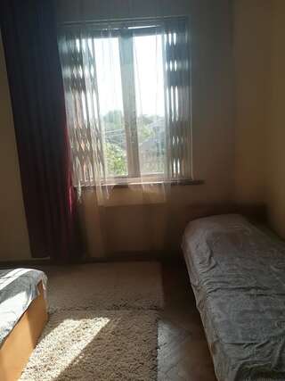 Гостевой дом Гостевой дом КОЛХИДА Гагра Трехместный номер-3